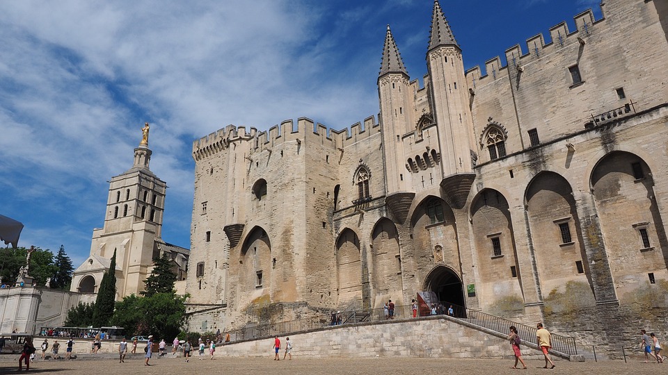 Palais des Papes in avignon