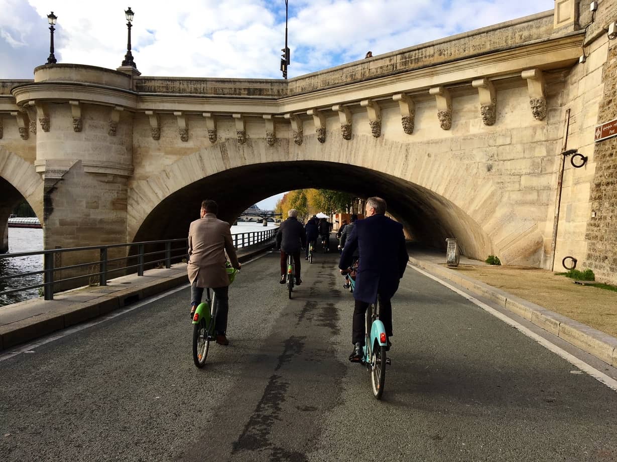 bike trips in paris