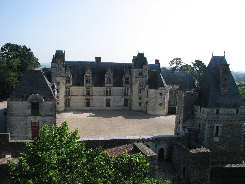 The Oldest Vineyards In France Château de Goulaine