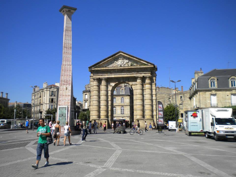 Victory Square in Bordeaux