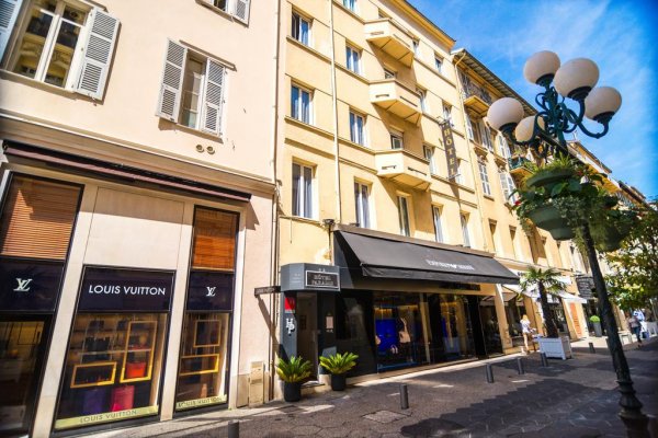 Hotel Paradis Nice France Promenade des Anglais Cheap Hotel