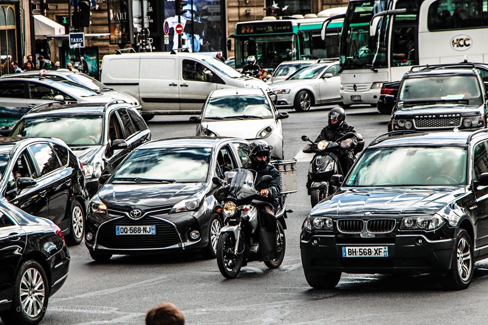 Paris Parking Traffic