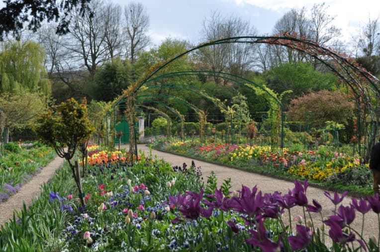 Monet Garden Giverny From Paris