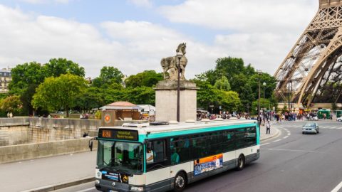 How to Use the Paris Bus System
