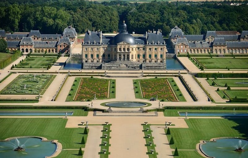 Vaux le Vicomte castle, France Facts