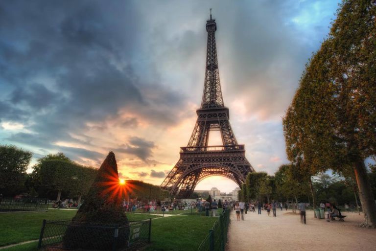 47 Of The Most Famous Monuments and Landmarks In France - France Travel ...