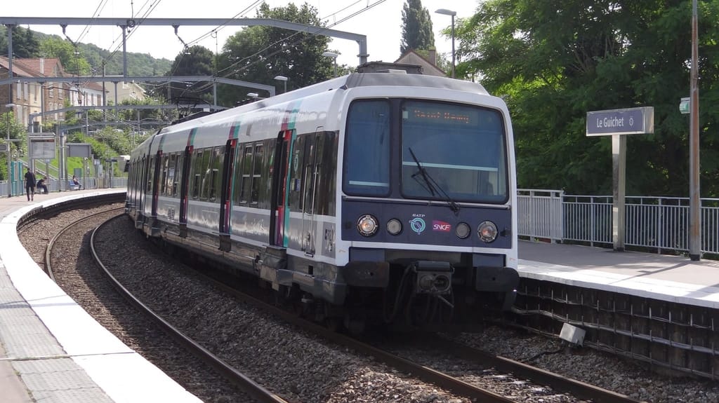 Paris Public Transport System