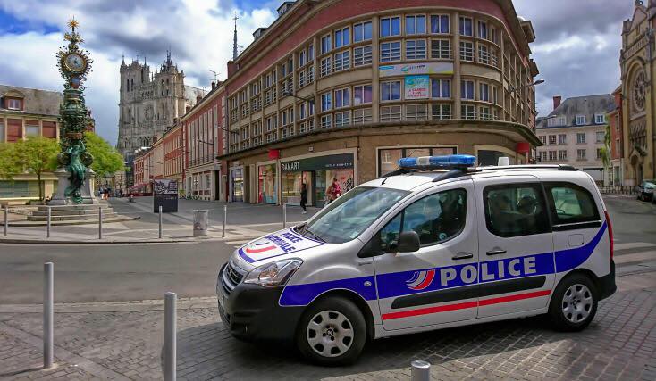 Police in Amiens