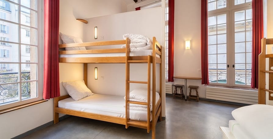 Best and Cheap Hostels in Paris  - Auberge de jeunesse MIJE Maubuisson