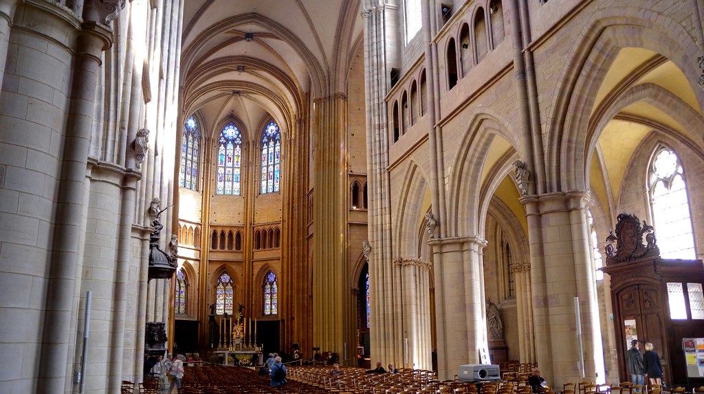 Cathédrale Saint-Bénigne de Dijon - Dijon Cathedral