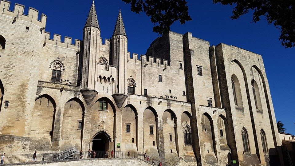 Visiting the Le Palais des Papes in Avignon