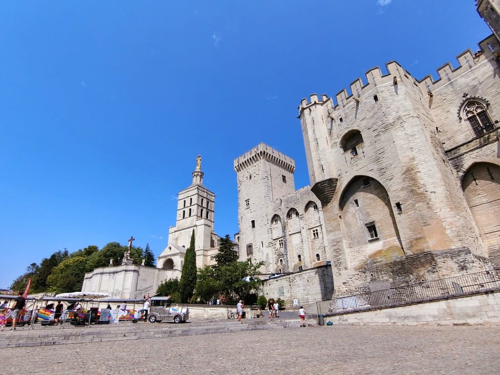What is Avignon Known For - Avignon Cathedral