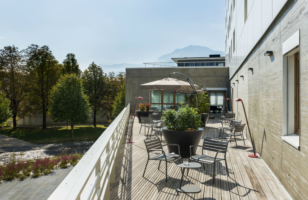 Romantic Hotels French Alps - Okko Hotels Grenoble Jardin Hoche