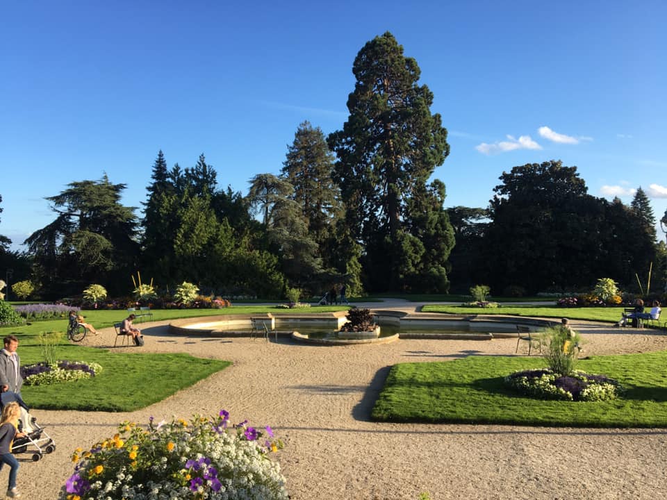 Visiting Parc du Thabor in Rennes