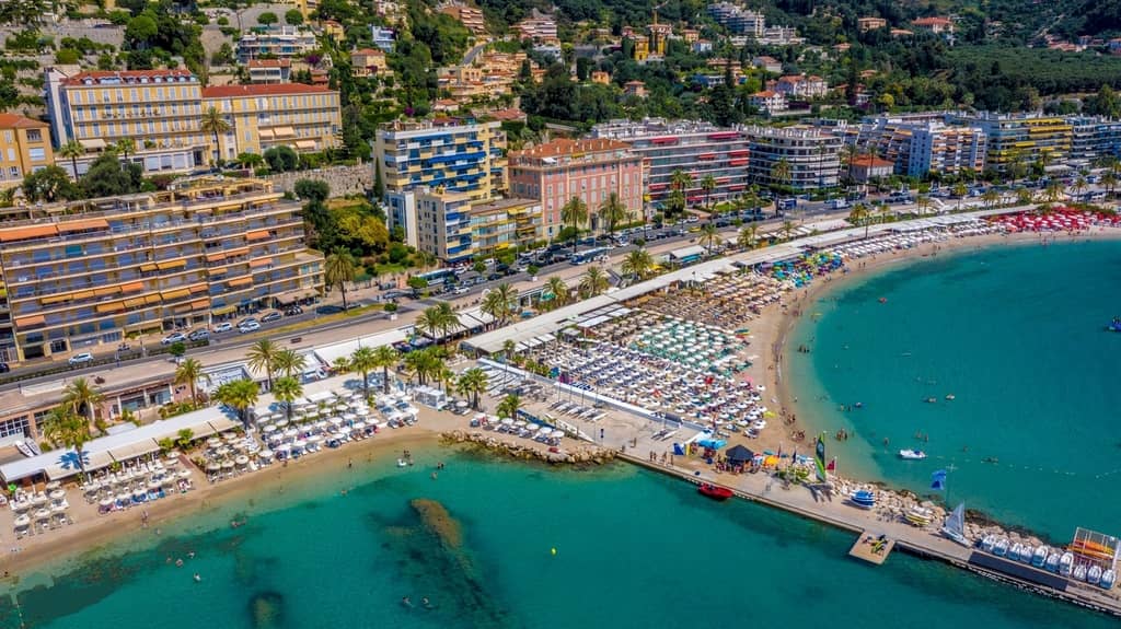 Les Sablettes Beach